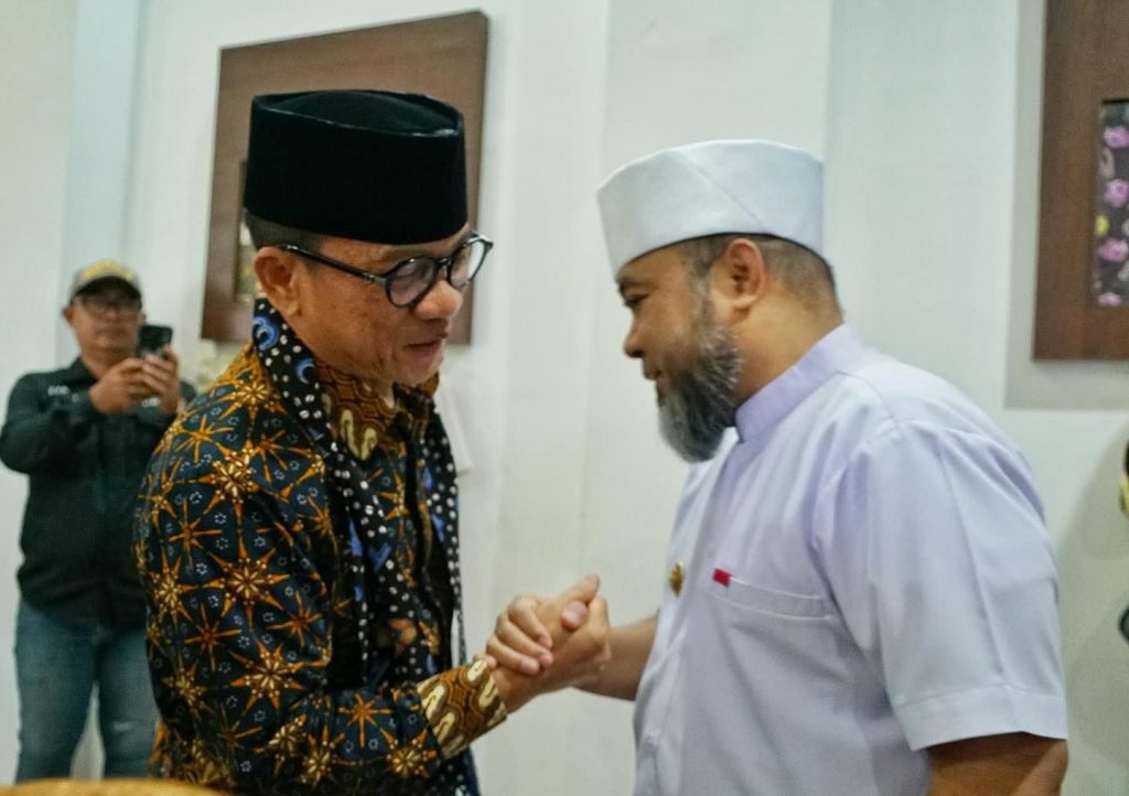 Menteri PDTT Pulang ke Bengkulu, Dijemput Gubernur Helmi Hasan Dan Disuguhi Hidangan Khas Dusun