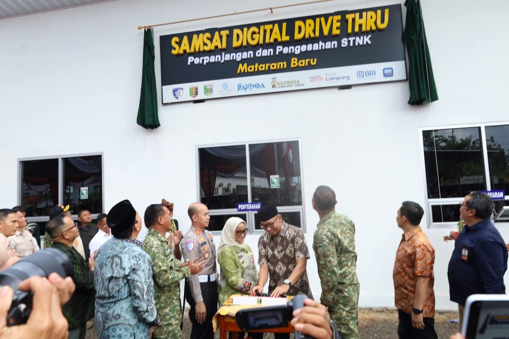 Ayo Bayar Pajak! Warga Lampung Timur Tak Perlu Ribet Lagi, SAMSAT Drive Thru Launcing di Mataram Baru