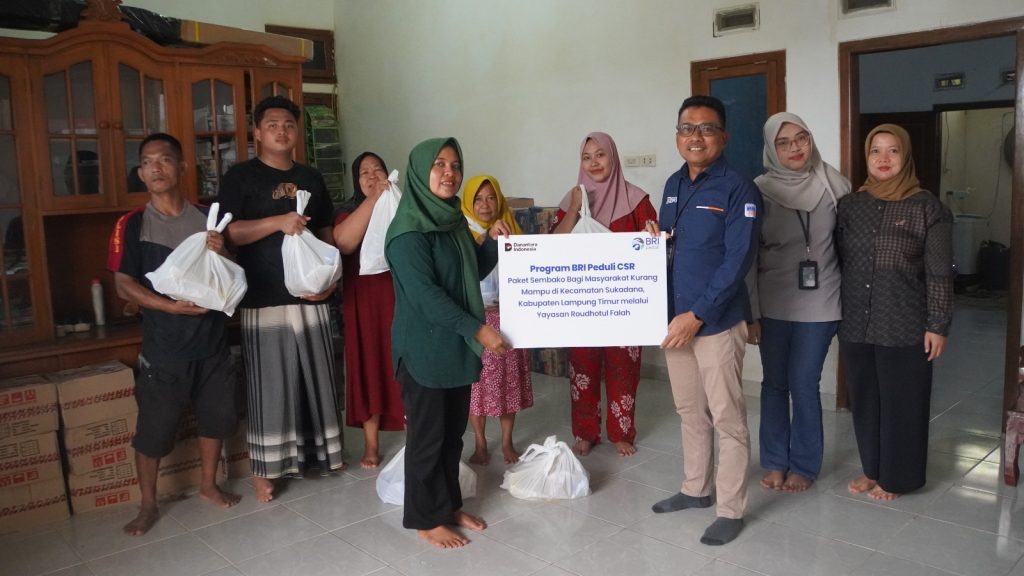 BRI BO Metro Salurkan 2.000 Paket Sembako Untuk Yayasan Roudhatul Falah Sukadana Ilir