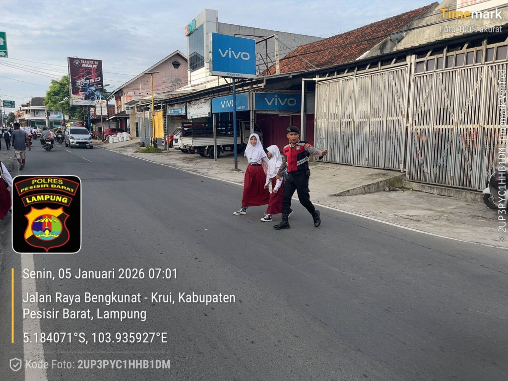 Sat Samapta Polres Pesisir Barat Laksanakan PAM Rawan Pagi di Sejumlah Persimpangan