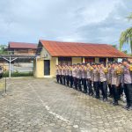 Wakapolres Pesisir Barat Berikan Arahan kepada Bhabinkamtibmas Polsek Jajaran