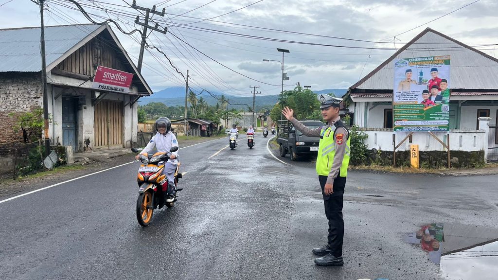 PAM RAWAN PAGI GUNA KELANCARAN LALU LINTAS