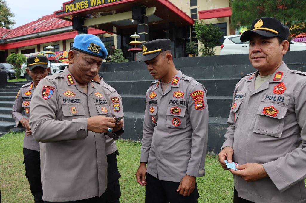 Kabid Propam Polda Lampung Tegaskan Anggota Polres Way Kanan, Jaga Marwah Institusi dan Optimalkan Pelayanan Kepada Masyarakat