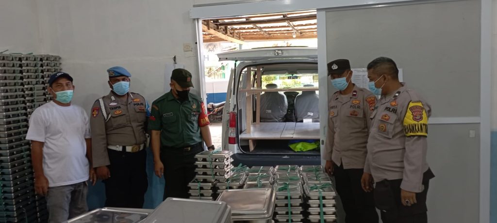 POLSEK PESISIR TENGAH DUKUNG KELANCARAN PROGRAM MBG