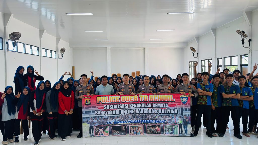 POLRES PESISIR BARAT GO TO SCHOOL EDUKASI TENTANG KENAKALAN REMAJA