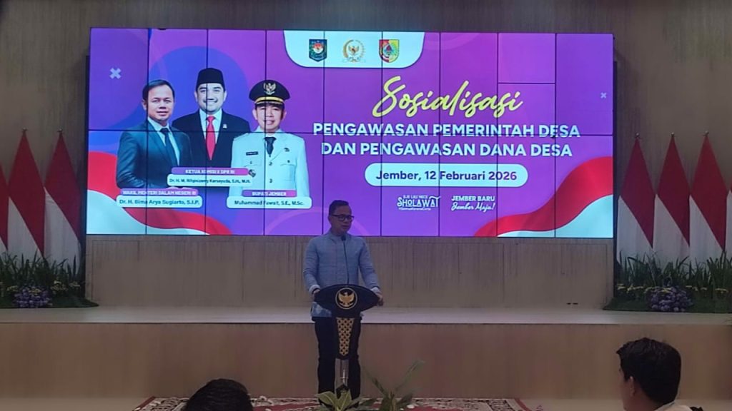 Kunjungi Jember, Wamendagri Bima Arya Dorong Transparansi Pengelolaan Dana Desa dan Program Pusat