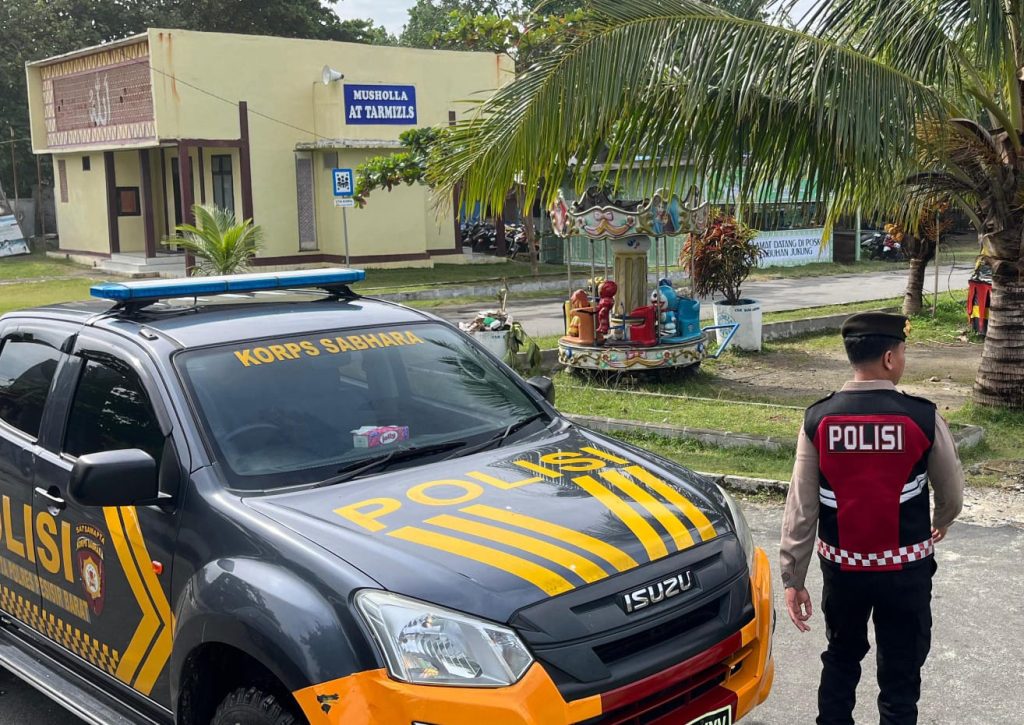 PATROLI RUTIN SAT SAMAPTA POLRES PESISIR BARAT WUJUDKAN RAMADAN AMAN DAN NYAMAN