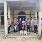 Semangat Ramadhan 1447 H, Satbinmas Polres Way Kanan Kurve Bersihkan Masjid di Sidoarjo