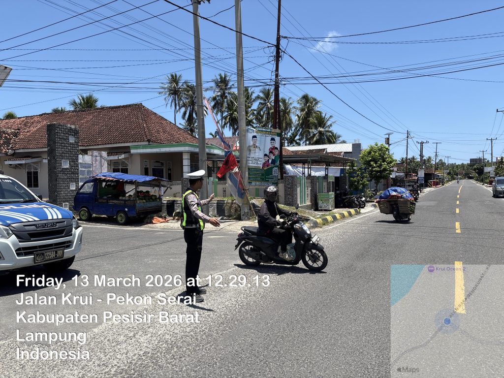 GUNA WUJUDKAN KELANCARAN ARUS LALIN, SATLANTAS POLRES PESISIR BARAT GELAR PAM RAWAN SIANG