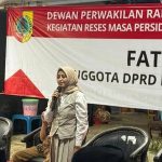 Fatmawati Serap Aspirasi Warga Kalisat, Ingatkan Pentingnya Ketahanan Ekonomi Keluarga