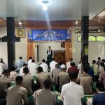 Polres Way Kanan Bersama Warga Gelar Sholat Idul Fitri 1447 H