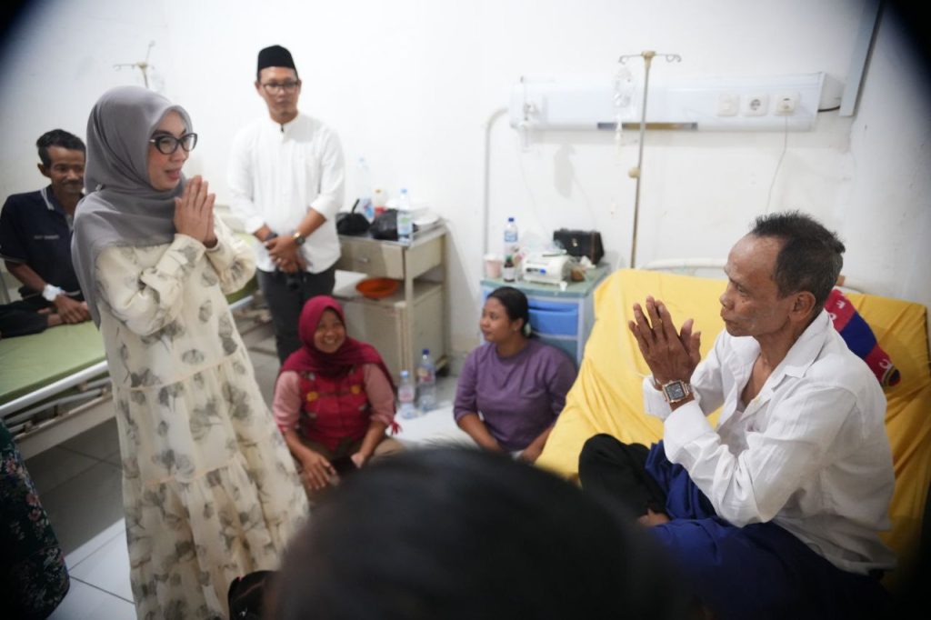 Bupati Ayu Silaturahmi dan Tinjau Pelayanan RSUD ZAPA
