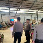 HADIR DI TENGAH MASYARAKAT, SAT SAMAPTA BERIKAN PESAN PESAN KAMTIBMAS DI PUSAT PERBELANJAAN 