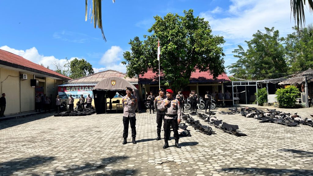 TINGKATKAN KESIAPSIAGAAN, POLRES PESISIR BARAT GELAR SIMULASI PENGAMANAN MAKO