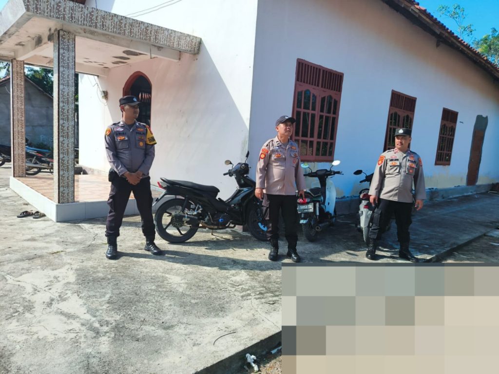 Rayakan Isa Almasih, Polsek Negeri Besar Berikan Pengamanan Jemaat di GPDI Sri Basuki