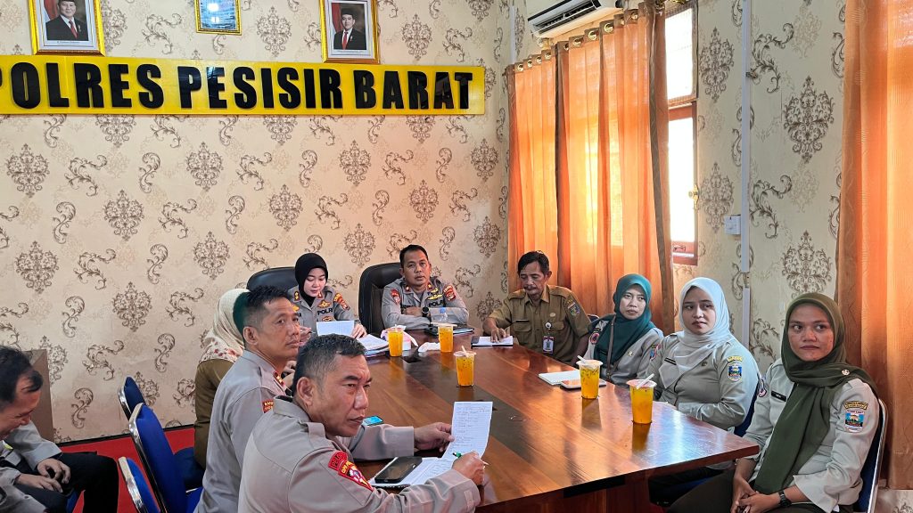 POLRES PESISIR BARAT GELAR ZOOM MEETING KOORDINASI LINTAS INSTANSI HADAPI EL NINO
