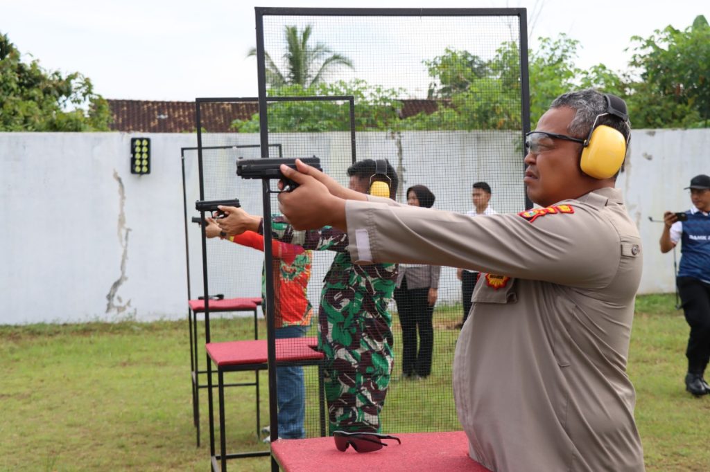 Jaga Kamtibmas Kondusif, Polres Way Kanan Gelar Coffee Morning Bersama Forkopimda