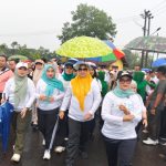 Bupati Ela Siti Nuryamah Ajak Masyarakat Jalan Sehat HUT ke-27 Lampung Timur