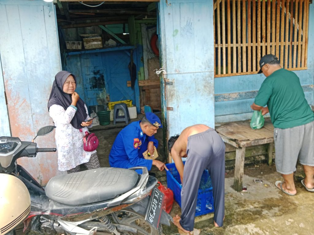 SATPOLAIRUD POLRES PESISIR BARAT LAKSANAKAN BINMAS AIR