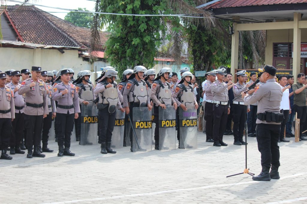 TINGKATKAN KESIAPSIAGAAN, POLRES PESISIR BARAT GELAR SIMULASI PENGAMANAN MAKO 