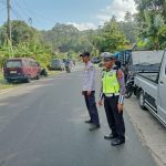 POLSEK PESISIR UTARA LAKSANAKAN PENGAMANAN AKTIVITAS MASYARAKAT DI PASAR LEMONG