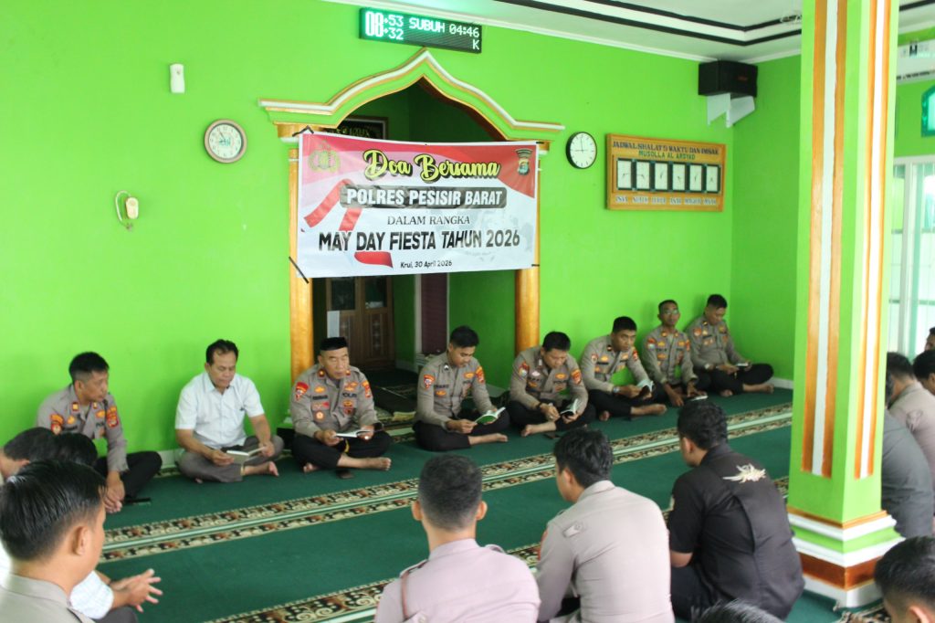 POLRES PESISIR BARAT ADAKAN DOA BERSAMA DALAM RANGKA MAY DAY FIESTA TAHUN 2026