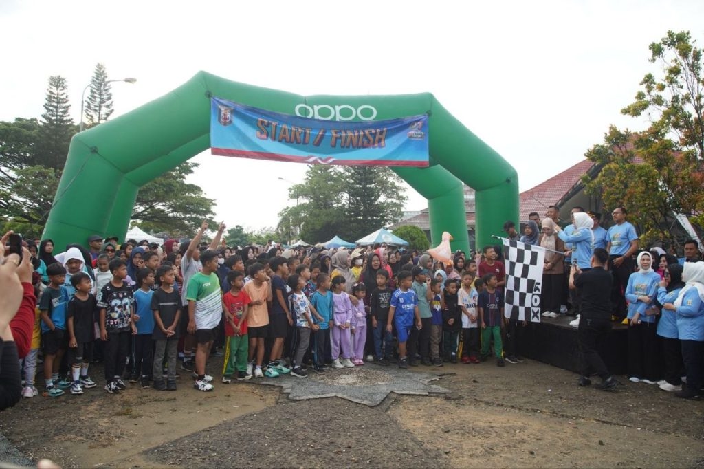 Semarak HUT ke-27, Pemkab Way Kanan Hadirkan Jalan Sehat, Doorprize, dan Layanan Gratis