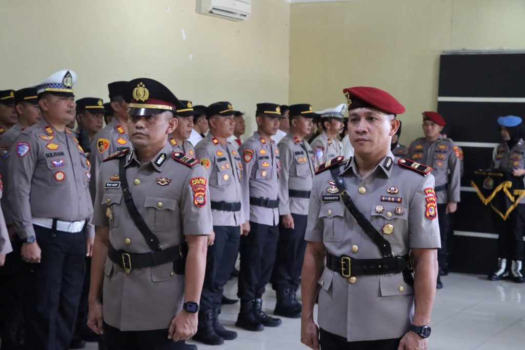 Kapolres Pimpin Upacara Sertijab Kasat Reskrim di Aula Pradana Polres Way Kanan