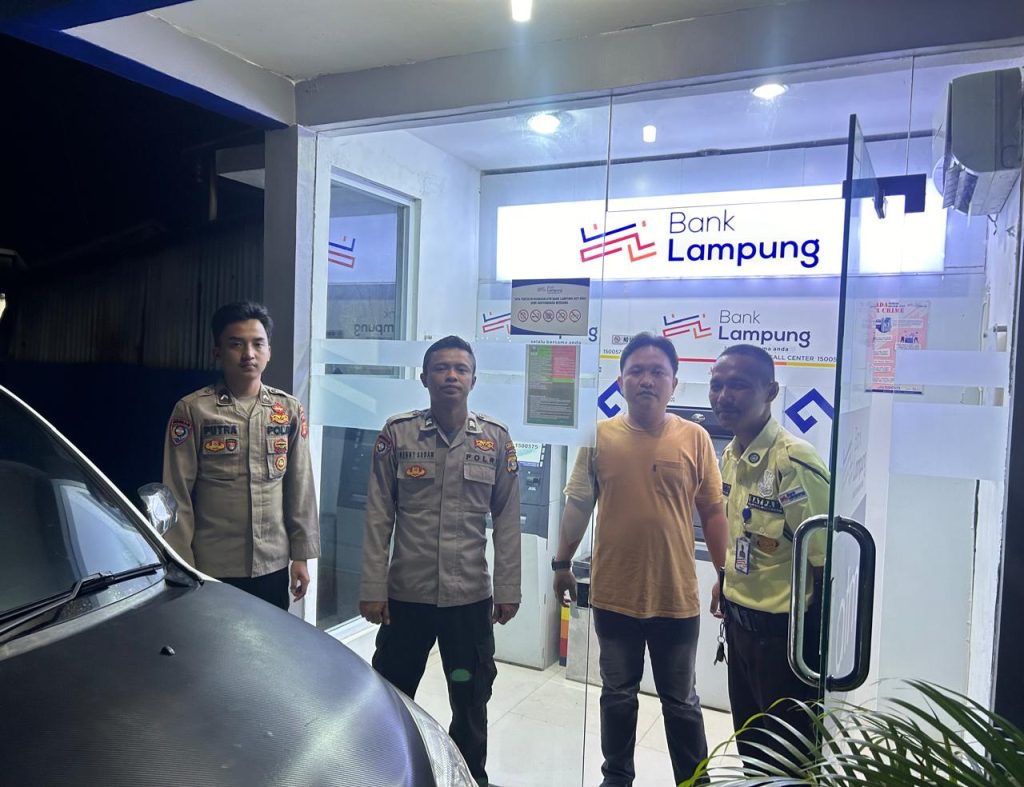 POLSEK PESISIR TENGAH GELAR PATROLI RUTIN, JAGA KAMTIBMAS TETAP KONDUSIF