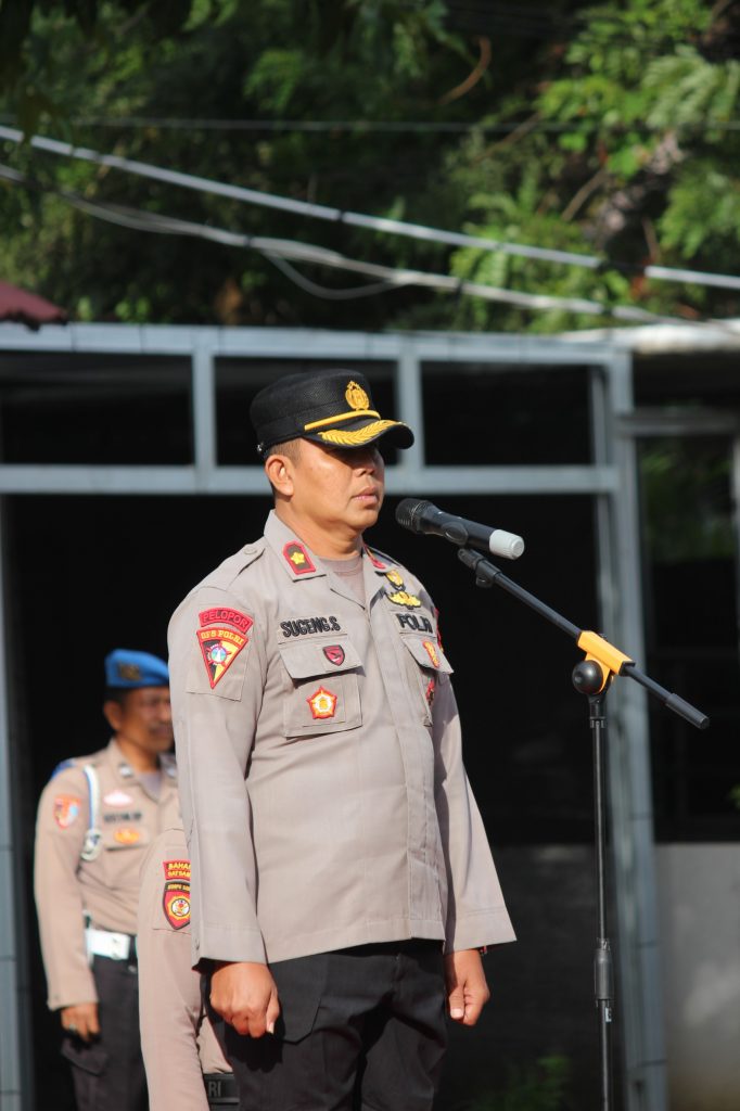 WAKAPOLRES PESISIR BARAT CEK SIKAP TAMPANG PERSONEL, SAAT PIMPIN APEL PAGI