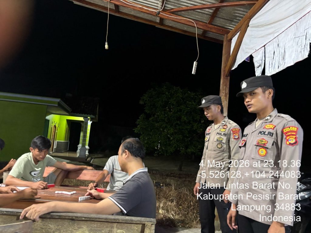 ANTISIPASI KEAMANAN, PERSONEL POLSEK NGARAS POLRES PESISIR BARAT LAKSANAKAN PATROLI KRYD