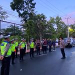 Pastikan Berjalan Aman dan Lancar, Polisi Kawal Keberangkatan Calon Jamaah Haji Asal Way Kanan