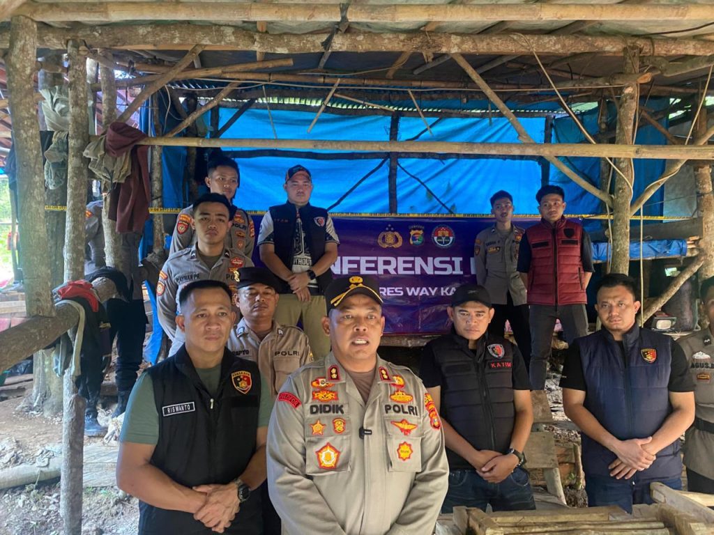 Polres Way Kanan Amankan Diduga Enam Pelaku Penambangan Emas Ilegal