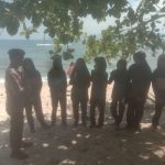 SAT POLAIRUD POLRES PESISIR BARAT BERIKAN IMBAUAN KESELAMATAN KEPADA PENGUNJUNG PANTAI 