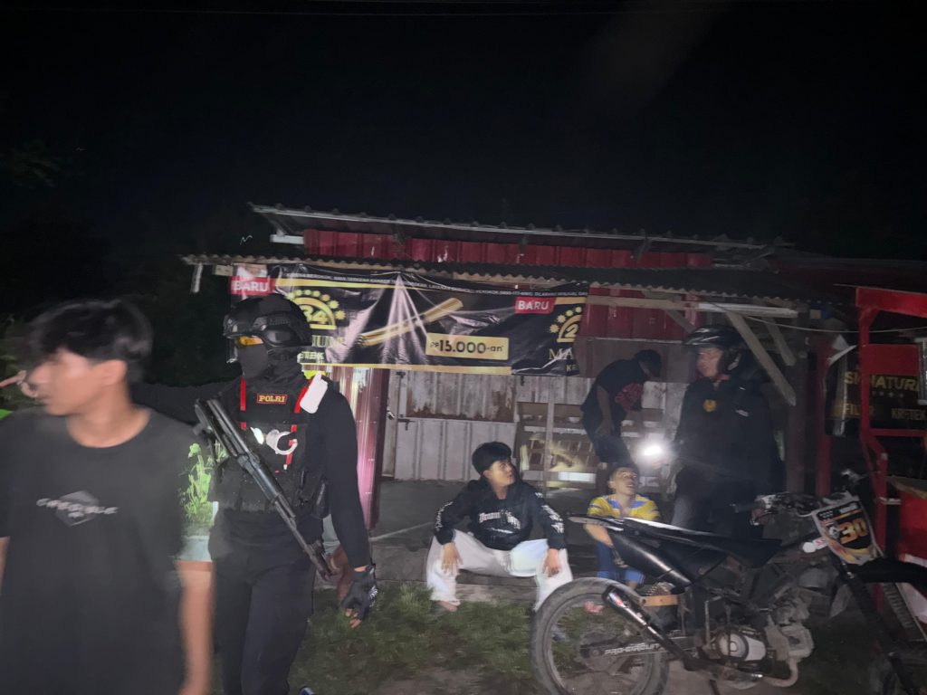 SAT SAMAPTA POLRES PESISIR BARAT GELAR PATROLI HUNTING DI KECAMATAN PESISIR TENGAH