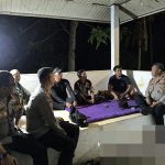 Kapolres Way Kanan Sambangi Warga Kampung Sriwijaya di Pos Ronda