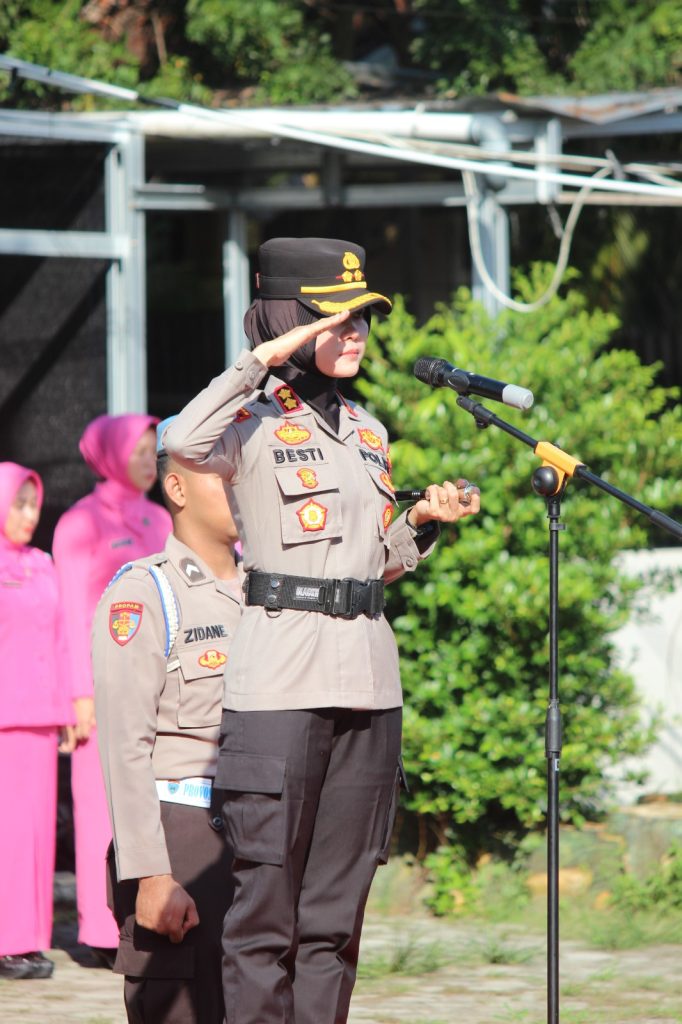 KAPOLRES PESISIR BARAT, PIMPIN UPACARA PELANTIKAN KASAT RESKRIM BARU