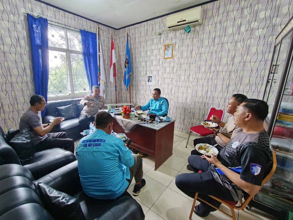 Kapolres AKBP Didik Kurnianto S.I.K  Laksanakan Mystery Call Layanan Polri 110 Bersama PWI Way Kanan