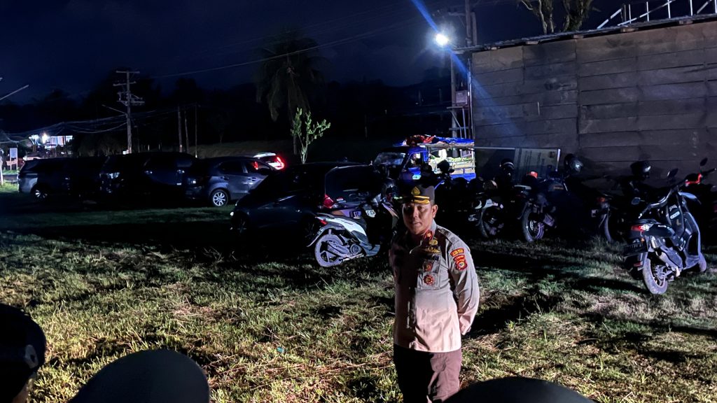 Polres Pesisir Barat Laksanakan Apel Pengamanan Malam Takbir Idul Adha 1447 H