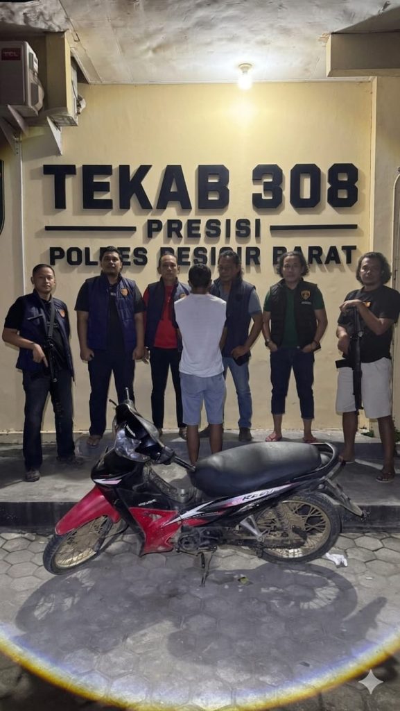 SAT RESKRIM POLRES PESISIR BARAT UNGKAP KASUS CURAT DAN PENADAHAN, AMANKAN BARANG BUKTI SEPEDA MOTOR