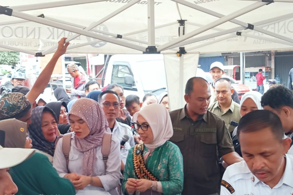 Perkuat Pengendalian Inflasi Daerah, Pemkab Way Kanan Gelar Operasi Pasar Murah MinyaKita