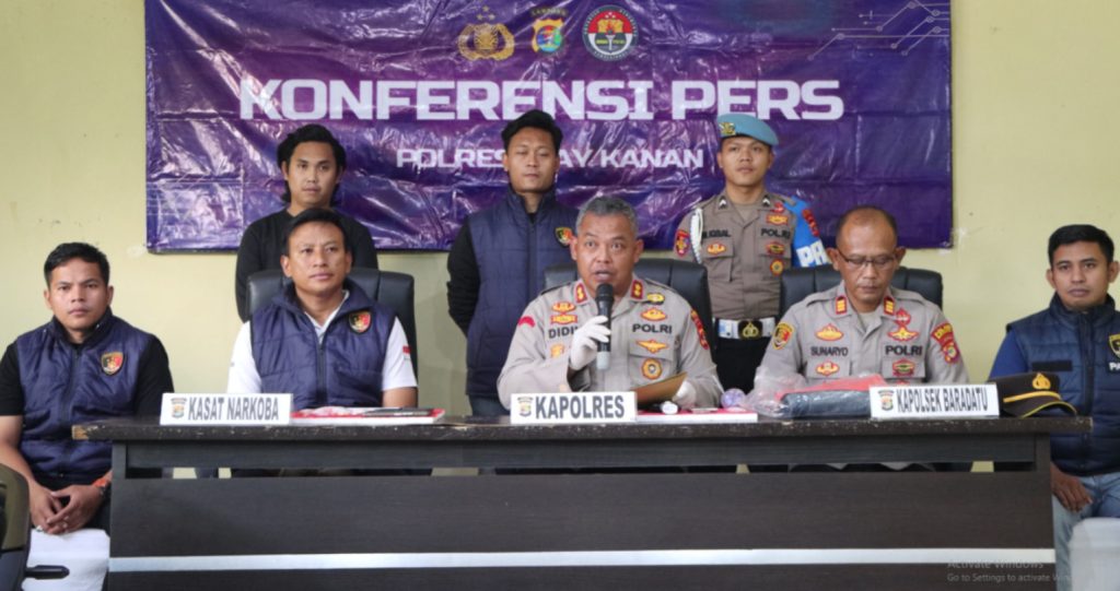 Respon Cepat Layanan 110, Polres Way Kanan Bekuk Tiga Pelaku Diduga Pengedar Sabu Dengan Total 32,83 Gram