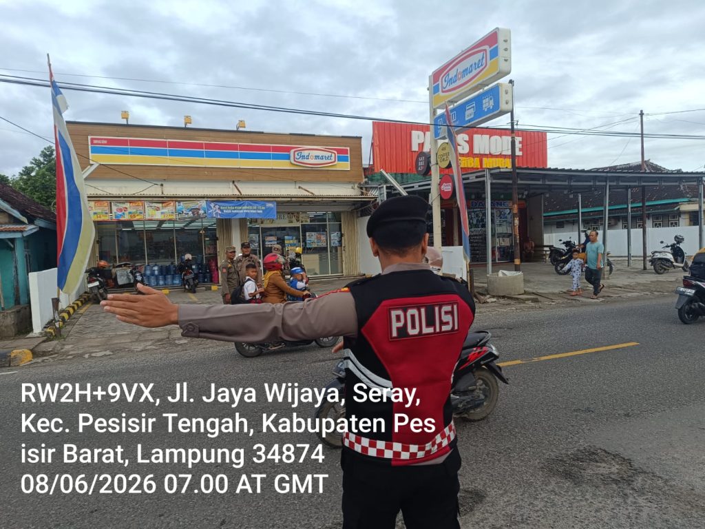 Urai Kemacetan, Sat Samapta Polres Pesisir Barat Gelar Pengamanan Rawan Pagi