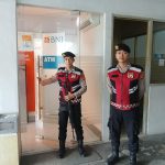 Unit Pam Obvit Polres Pesisir Barat Laksanakan Pengamanan Kantor Bank BNI Krui