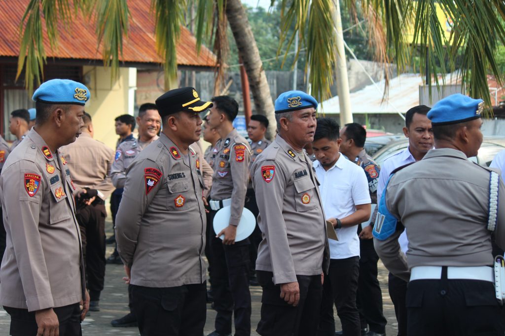 BIDPROPAM POLDA LAMPUNG LAKSANAKAN GAKTIBPLIN DI POLRES PESISIR BARAT, TEGAKKAN DISIPLIN DAN INTEGRITAS PERSONEL