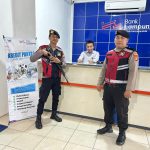 Cegah tindakan kejahatan, Sat samapta polres pesisir barat laksanakan pengamanan di kantor bank BNI krui