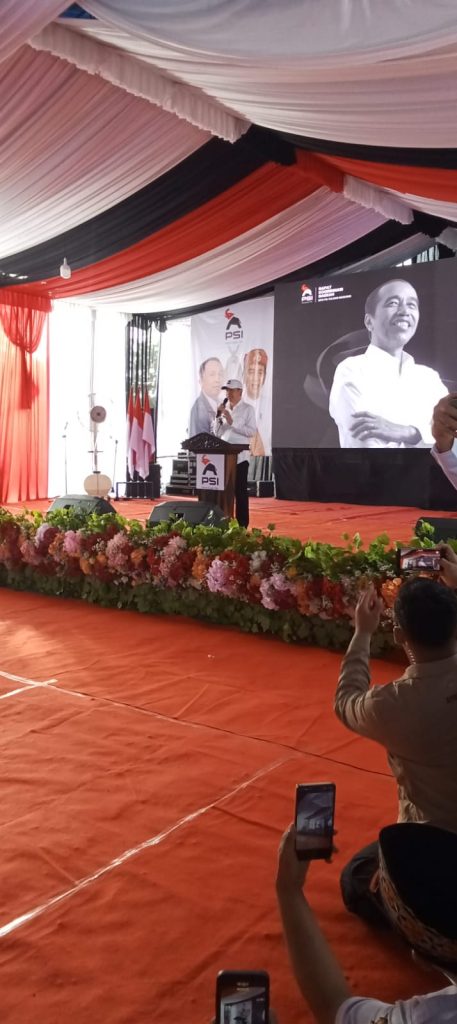 Jokowi Safari Politik di Tulang Bawang, Minta Kader PSI Aktif Bantu Warga