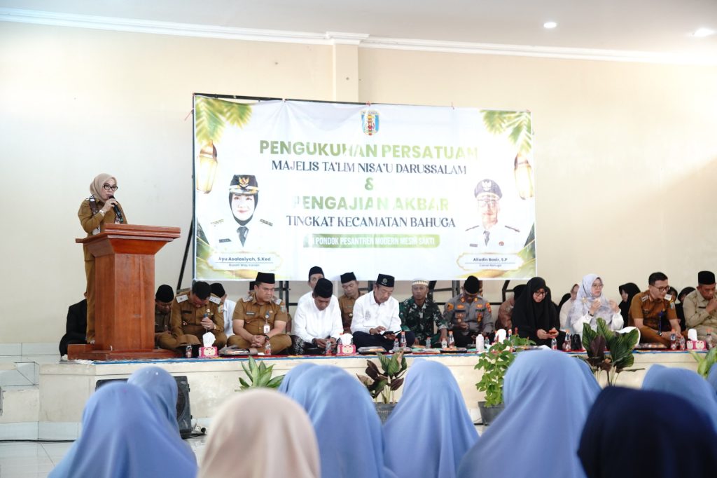 Bupati Ayu Asalasiyah Hadiri Pelantikan Persatuan Majelis Taklim Bahuga