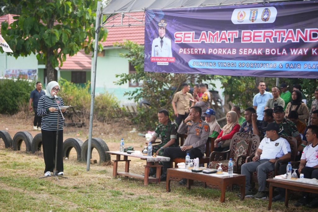 Dorong Lahirnya Atlet Berprestasi, Bupati Way Kanan Secara Resmi Buka PORKAB Sepak Bola 2026