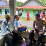 Bhabinkamtibmas Jalin Kedekatan dengan Masyarakat Lewat Kegiatan Sambang Desa
